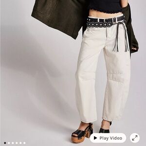 EUC We The Free Good Luck Mid-Rise Barrel Jean in “Soundwave”